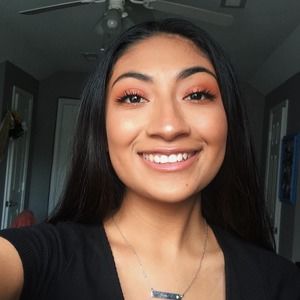 Meet your Posher, Jocelyn